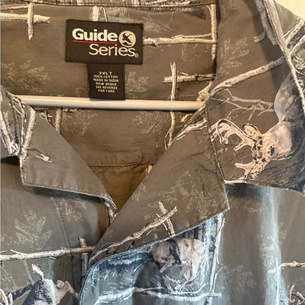 Men's Green Patterned Deer 🦌 Shirt - Picture 3 of 5
